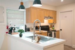 Picture of 7113 SW 13Th St, Miami, FL 33144