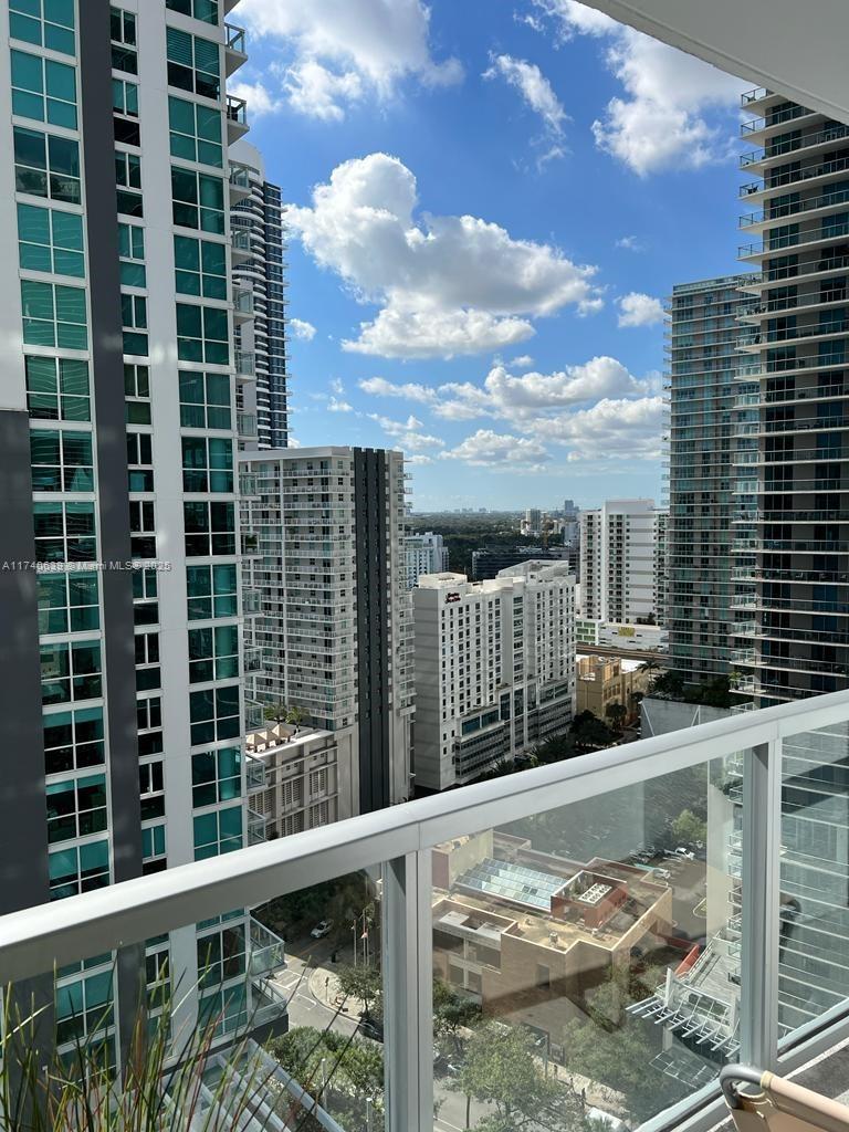 Picture of 1050 Brickell Ave # 2112, Miami, FL 33131