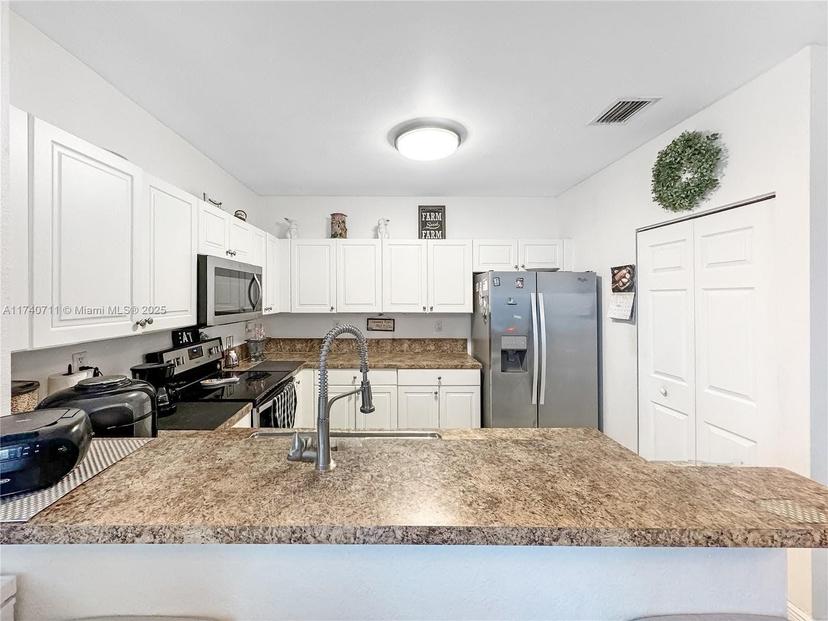 Picture of 1555 NE 33Rd Rd # 2, Homestead FL 33033