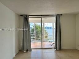 Picture of 1100 NE 191St St # 24E, Miami, FL 33179