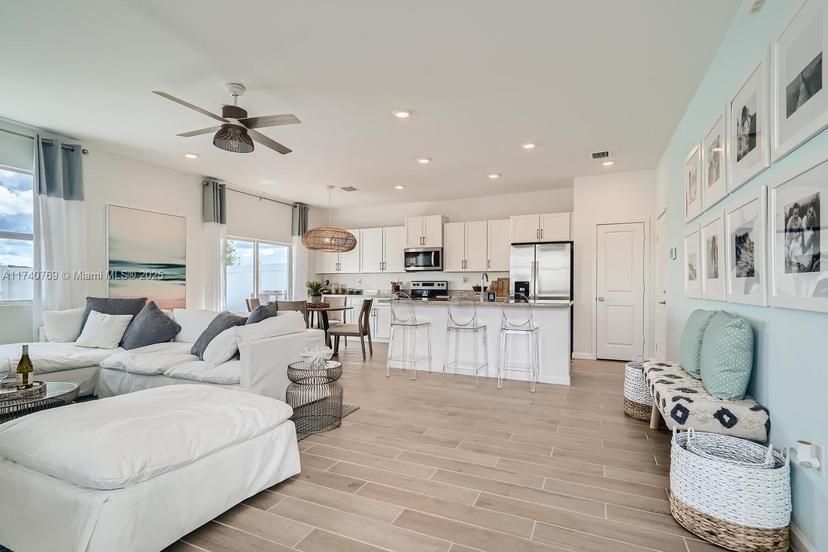 Picture of 1754 SE 8Th Ter # 1754, Homestead FL 33034