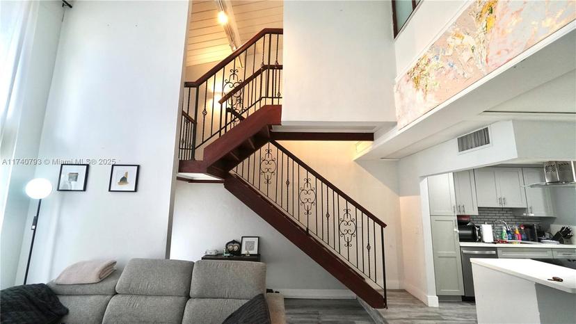 Picture of 741 E Coco Plum Cir # 2, Plantation FL 33324