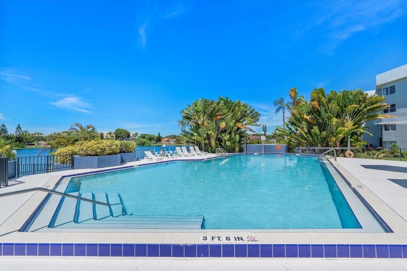 Picture of 873 NE 195Th St # 307, Miami FL 33179