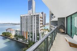 Picture of 460 NE 28Th St # 1404, Miami, FL 33137