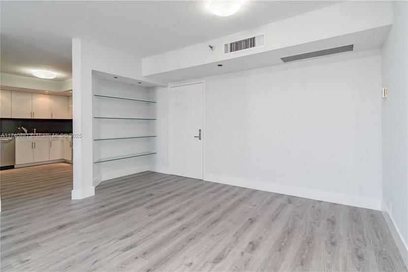 Picture of 3530 Mystic Pointe Dr # 1513, Aventura FL 33180