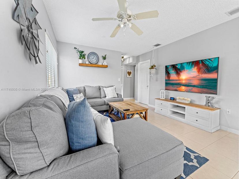 Picture of 8957 SW 214Th St, Cutler Bay FL 33189