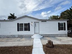 Picture of 19800 SW 180Th Ave 281, Miami, FL 33187