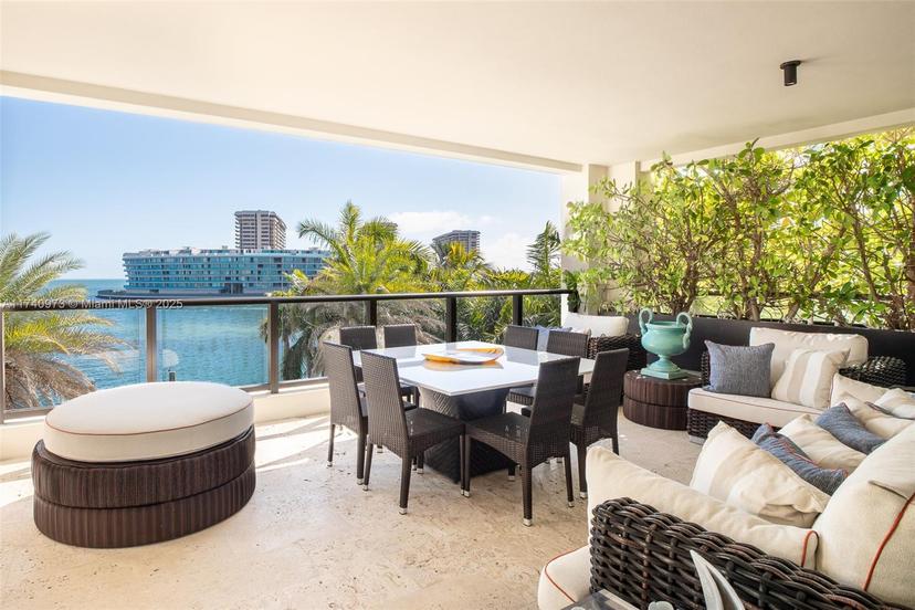 Picture of 3535 Hiawatha Ave # 403, Coconut Grove FL 33133