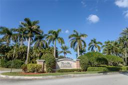 Picture of 6565 Emerald Dunes Dr # 302, West Palm Beach, FL 33411