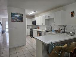 Picture of 4197 W 10Th Ave, Hialeah, FL 33012