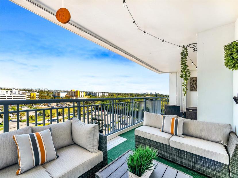 Picture of 3800 Hillcrest Dr # 907, Hollywood FL 33021