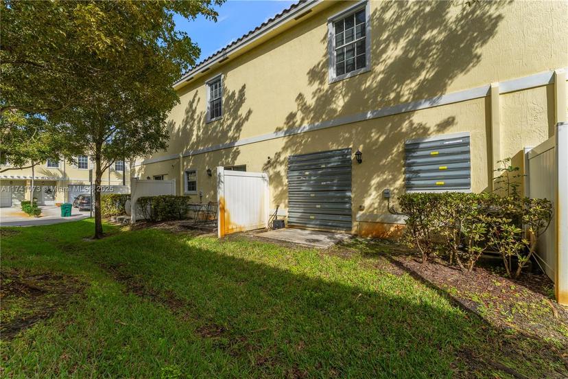 Picture of 4040 NW 11Th St, Lauderhill FL 33313