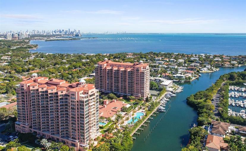 Picture of 10 Edgewater Dr # 7G, Coral Gables FL 33133