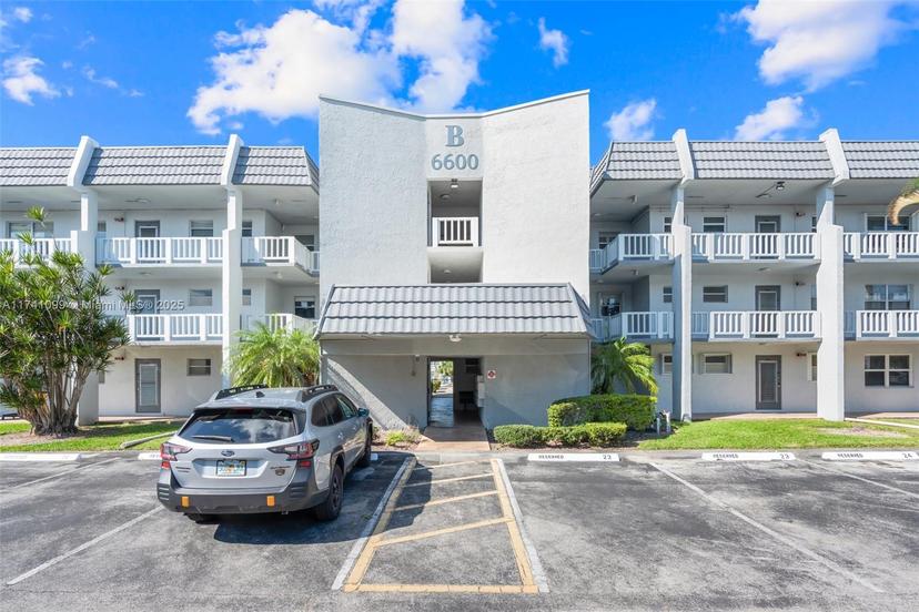 Picture of 6600 Royal Palm Blvd # 308B, Margate FL 33063