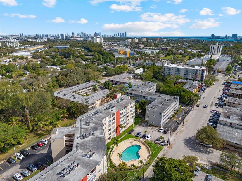 Picture of 1515 NE 125Th Ter # 212, North Miami FL 33161