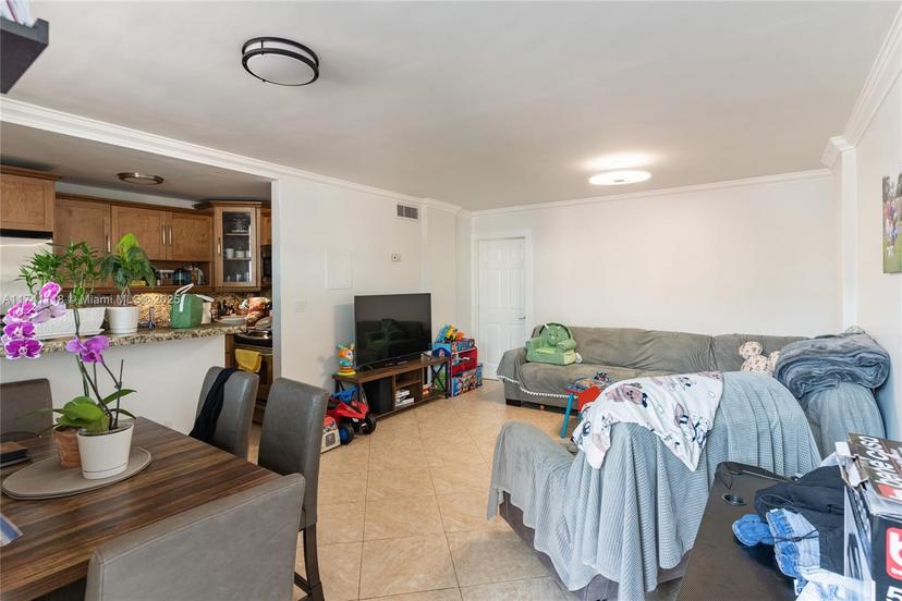 Picture of 1515 NE 125Th Ter # 211, North Miami FL 33161