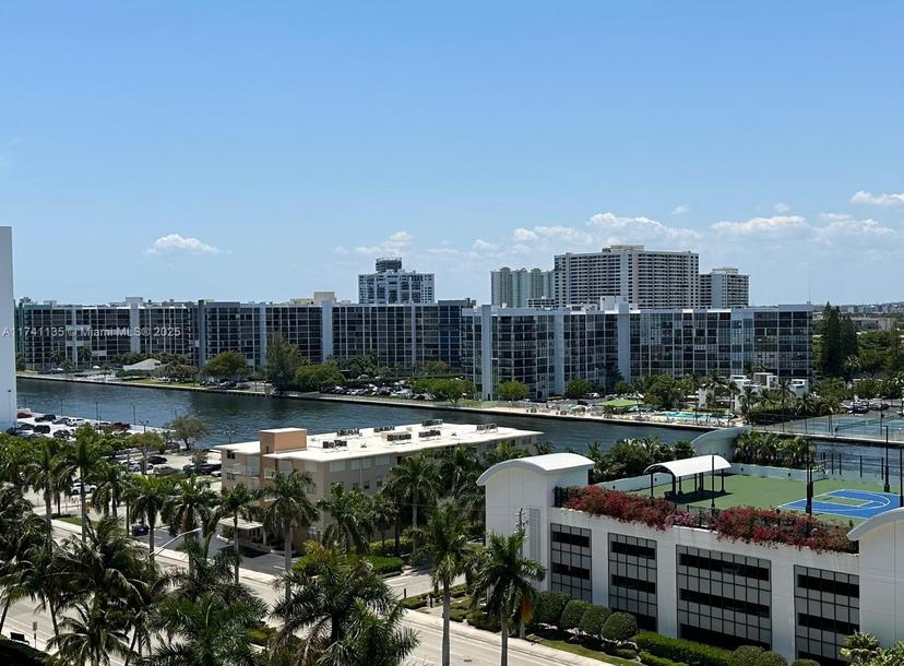 Picture of 2501 S Ocean Dr # 1033, Hollywood FL 33019