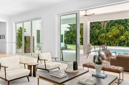Picture of 5501 Snapper Creek Rd, Coral Gables, FL 33156