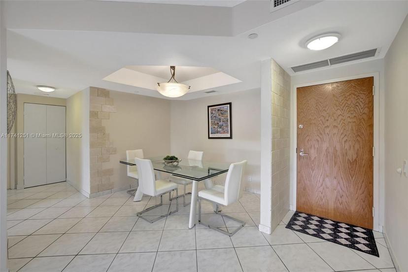 Picture of 3640 Yacht Club Dr # 203, Aventura FL 33180