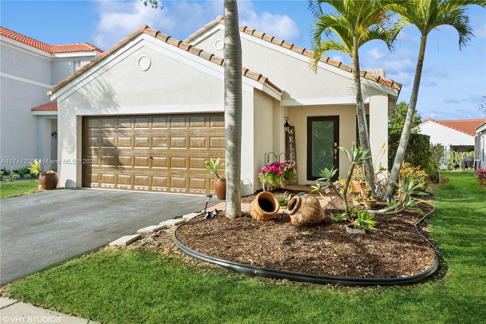 Picture of 1296 Alexander Bnd, Weston, FL 33327