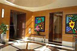 Picture of 253 NE 2Nd St # 908, Miami, FL 33132