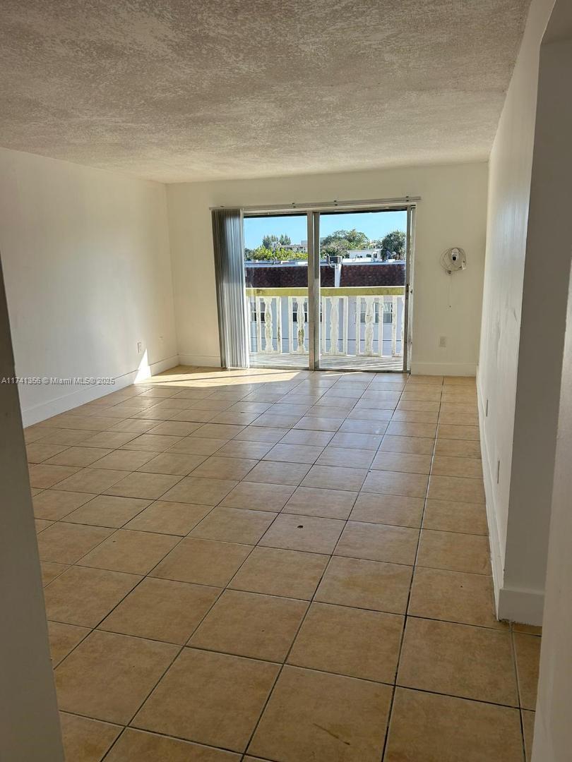 Picture of 15201 NE 6Th Ave # C302, Miami FL 33162