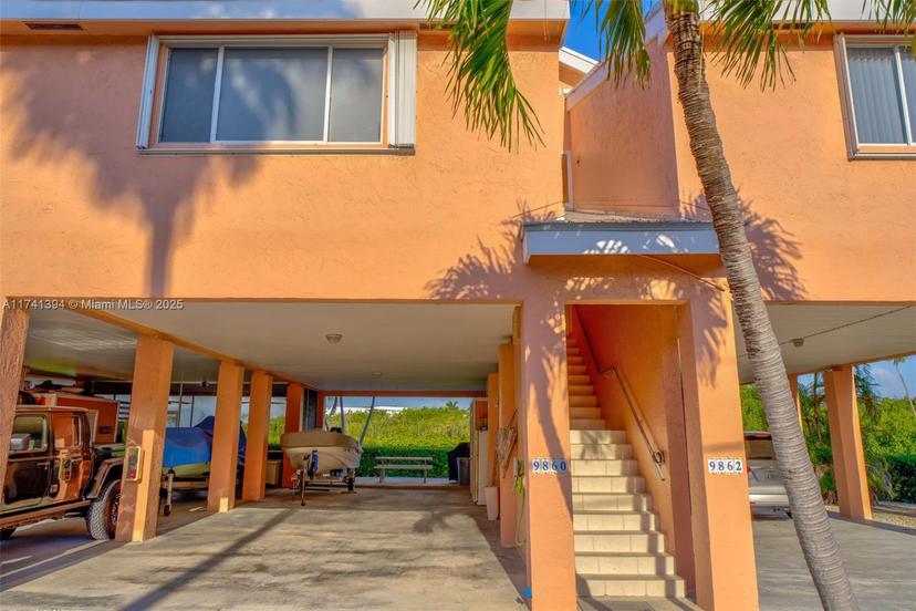 Picture of 9860 Leeward Ave, Key Largo FL 33037