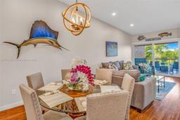 Picture of 9860 Leeward Ave, Key Largo, FL 33037