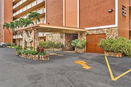 Picture of 501 NE 14Th Ave # 704, Hallandale Beach, FL 33009