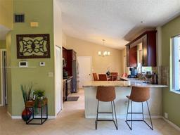 Picture of 810 SW 113Th Ter, Pembroke Pines, FL 33025