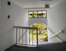 Picture of 917 NE 199Th St # 206, Miami, FL 33179