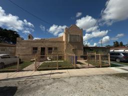 Picture of 322 SW 31St Ct, Miami, FL 33135