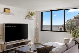 Picture of 540 Brickell Key Dr # 1519, Miami, FL 33131