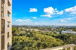 Picture of 2000 Towerside Ter # 910, Miami, FL 33138