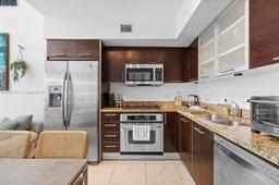 Picture of 41 SE 5Th St # 510, Miami, FL 33131