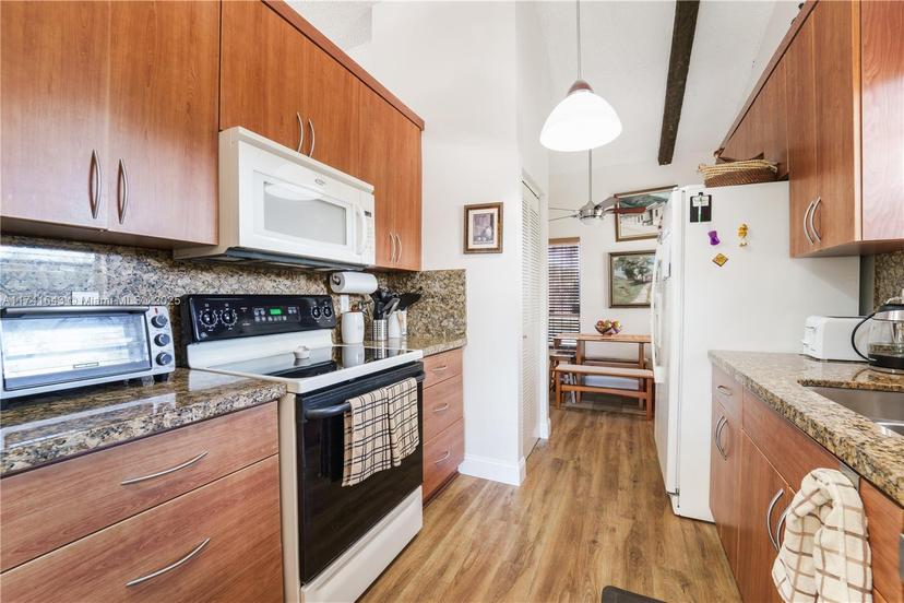 Picture of 11356 SW 116Th Terr Rd, Miami FL 33176