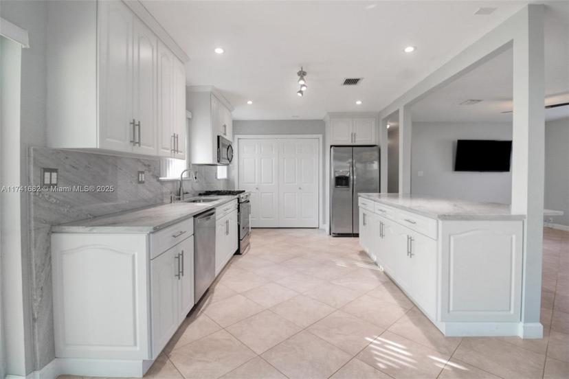 Picture of 6255 SW 62Nd Ct, South Miami FL 33143