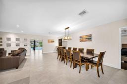 Picture of 2340 NE 192Nd St, Miami, FL 33180