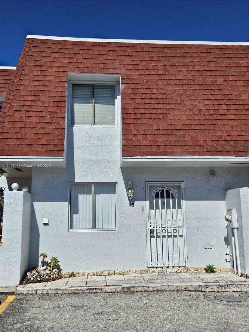 Picture of 10800 NW 7Th St # 3B, Miami FL 33172