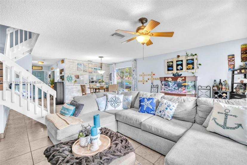 Picture of 4552 Carambola Cir S # 27247, Coconut Creek FL 33066