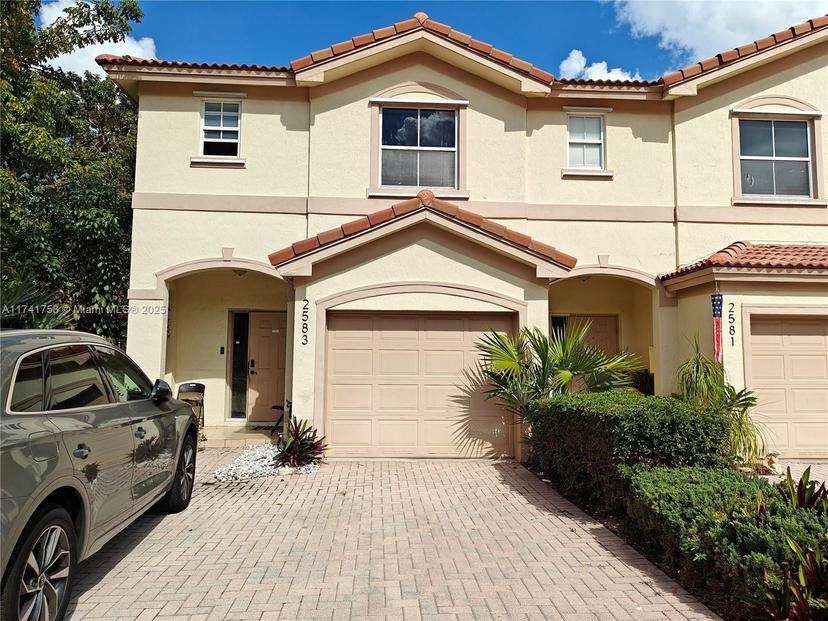 Picture of 2583 Riverside Dr # 2583, Coral Springs FL 33065