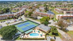 Picture of 2811 N Pine Island Rd # 302, Sunrise, FL 33322