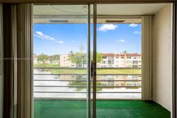 Picture of 2811 N Pine Island Rd # 302, Sunrise, FL 33322