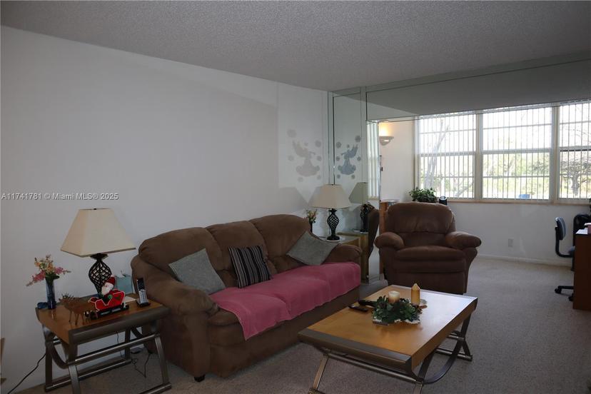 Picture of 3210 Holiday Springs Blvd # 204, Margate FL 33063