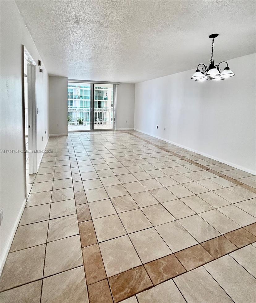 Picture of 1200 Brickell Bay Dr # 1507, Miami FL 33131