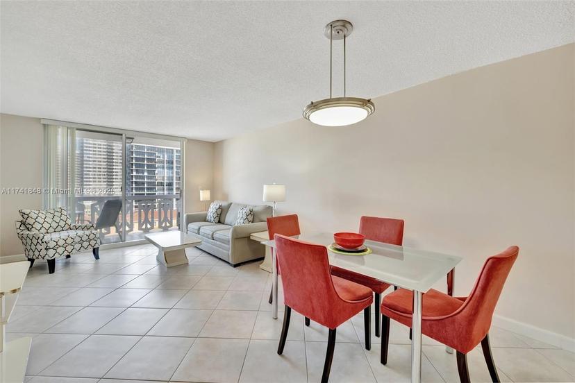 Picture of 3113 S Ocean Dr # 804, Hallandale Beach FL 33009