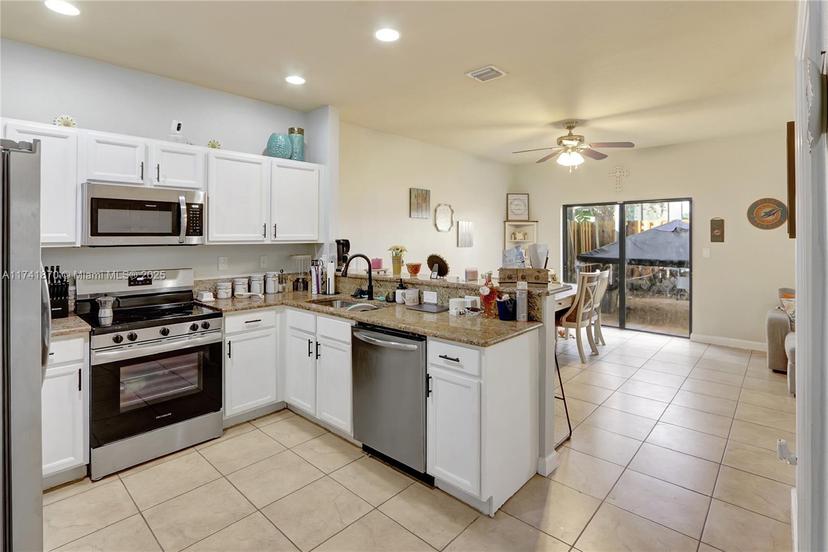 Picture of 338 NE 37Th Ave, Homestead FL 33033