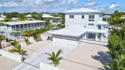 Picture of 48 S Andros Rd, Key Largo, FL 33037