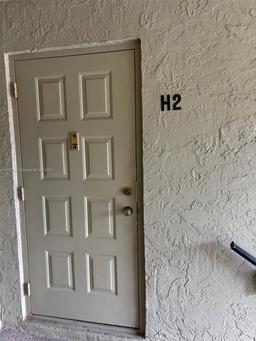 Picture of 718 Sunny Pine Way # H2, Green Acres, FL 33415