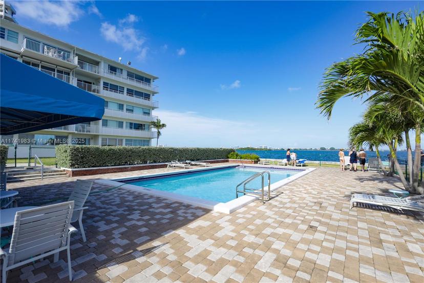 Picture of 1700 NE 105Th St # 512, Miami Shores FL 33138
